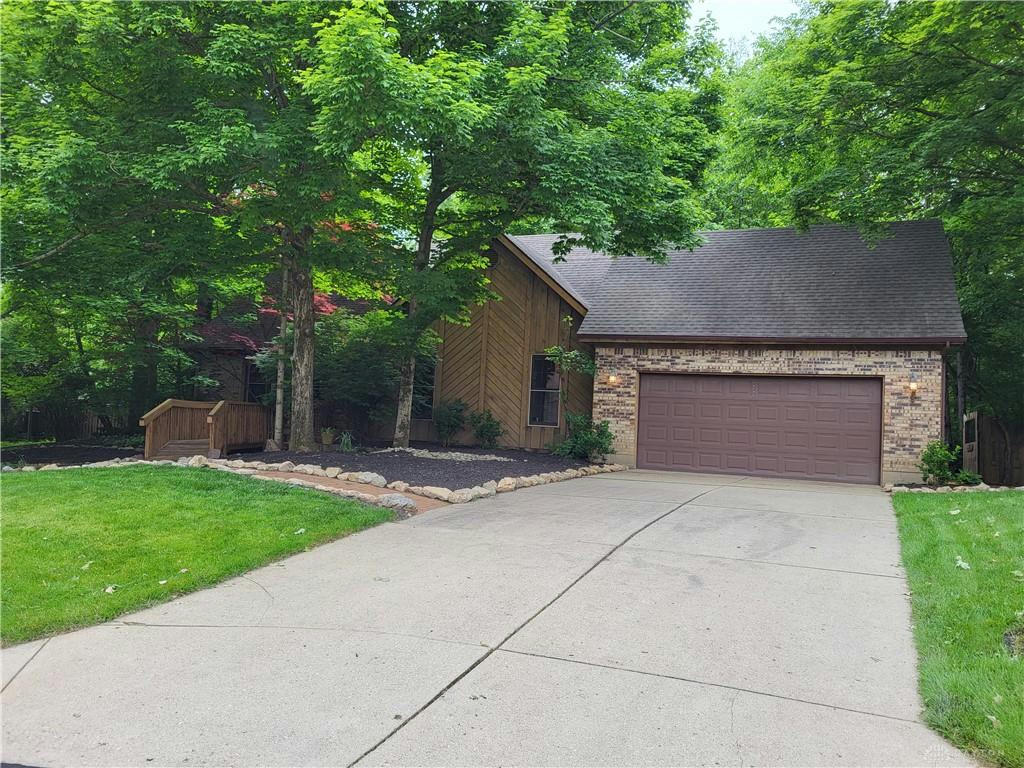 6811 TRAILVIEW DR, DAYTON, OH 45414, photo 1 of 62