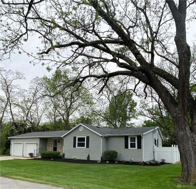 53 W SPRING ST, CLAYTON, OH 45315, photo 1 of 20