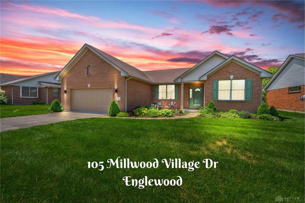 105 MILLWOOD VILLAGE DR, ENGLEWOOD, OH 45315, photo 1 of 32