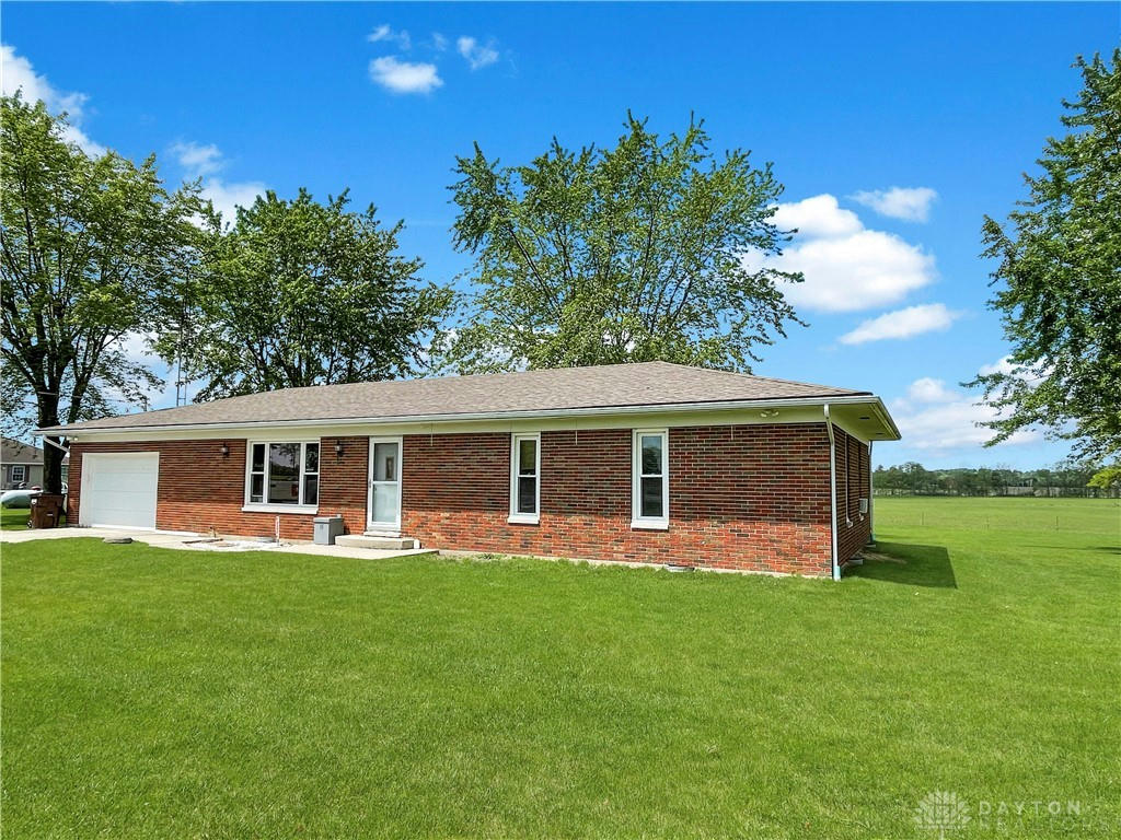 8532 FISHER DANGLER RD, UNION CITY, OH 45390, photo 1 of 25